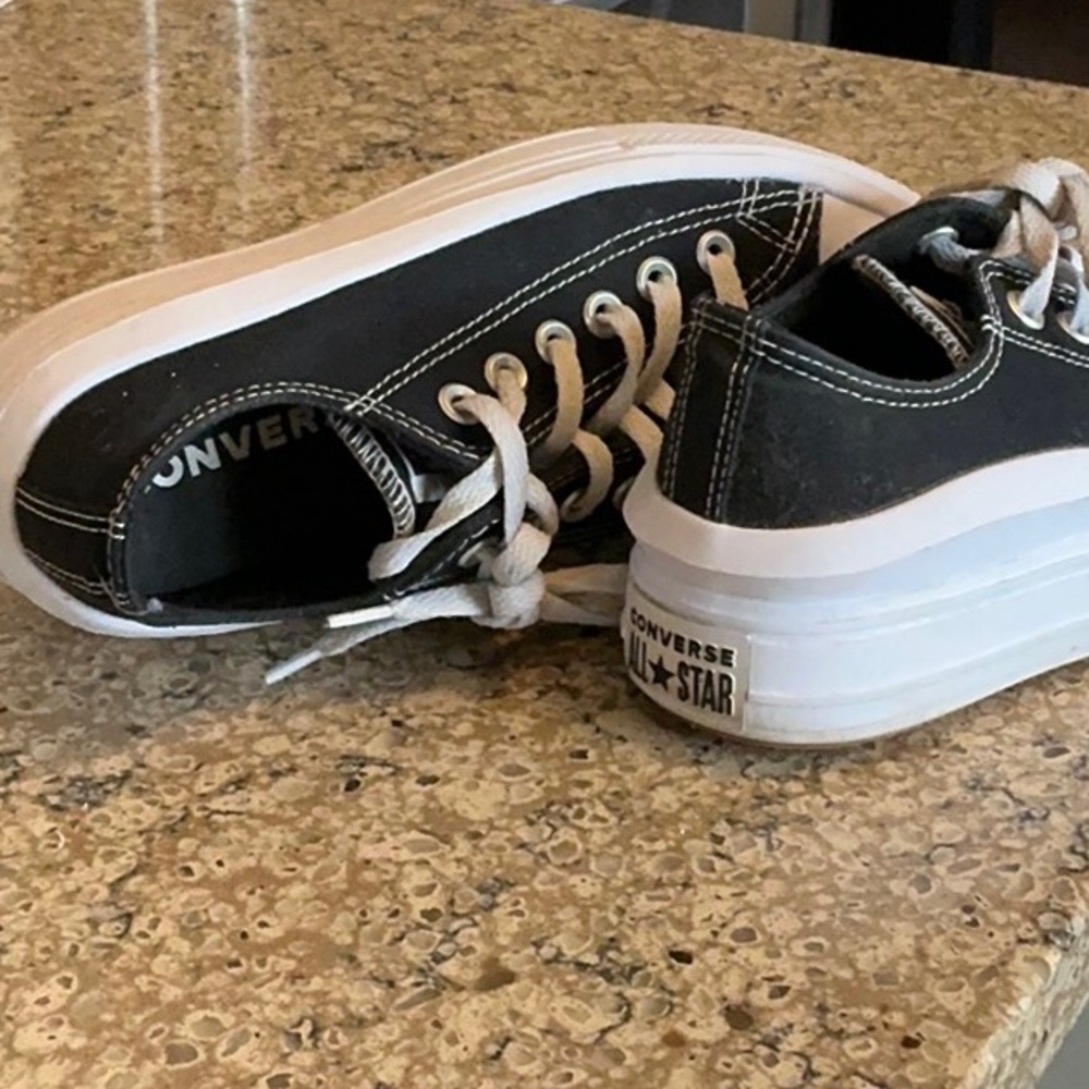 Converse ALL Star platforms in Black